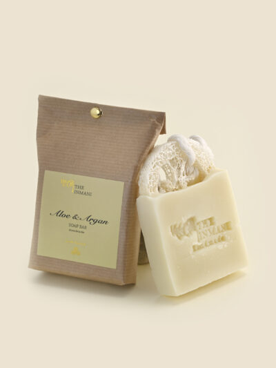 Aloe & Argan Glow Sæbebar med indbygget luffa og snor til ophæng
