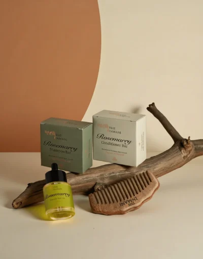 Naturligt hårplejesæt med shampoo bar, balsam bar, hårolie og kam