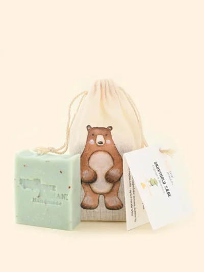 Skovtroldsæbe fra THE INMANI – naturlig, parfumefri børnesæbe med olivenolie og laurbær til sart hud