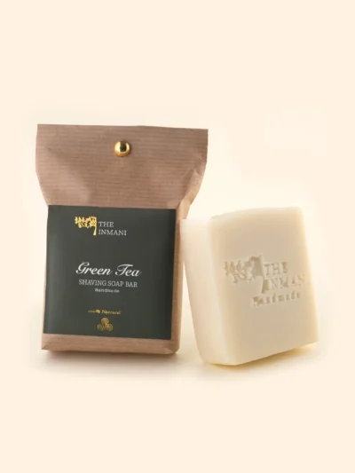 Green Tea barbersæbe fra THE INMANI – klassisk shaving soap med tallow og duft af grøn te. Til kost og skål.