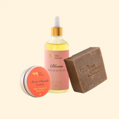 Fugtgivende kropsplejekit til normal til tør hud fra THE INMANI med kropsolie og plejende kropsprodukter