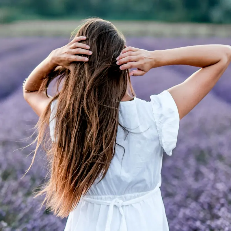 Skånsom pleje til sensitiv hovedbund